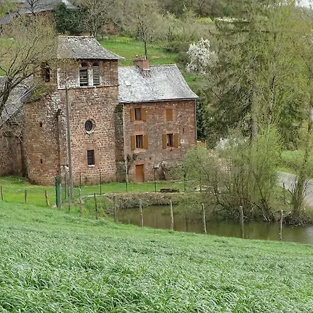 Gite De Segonzac Villecomtal Esterno foto